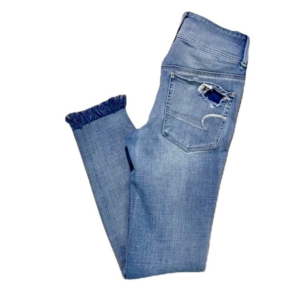 American Eagle Distressed Super High Rise Jegging - Frayed Hem - Ripped - size 2 - Picture 4 of 8
